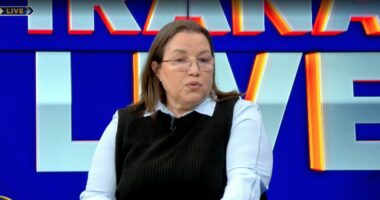 “Berisha shkel mbi kufoma”/ Gjikondi: Demokratët e Durrësit janë shkelur në sedër. Akuzat ndaj Bylykbashit nuk ishin pa baza