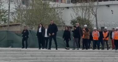 “Punët për Shqipërinë”, Rama në Vlorë/ Kryeministri inspekton punimet në Lungomaren e Plazhit të Vjetër