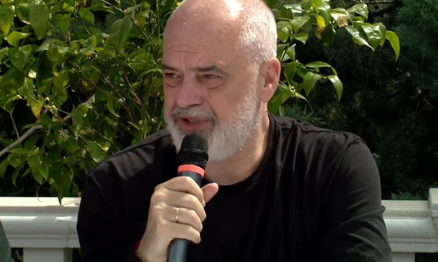  Do bëhemi eksportues të anijeve ushtarake   Rama operatorëve turistikë në Vlorë  Investoni në parkime  investim që kthehet shpejt