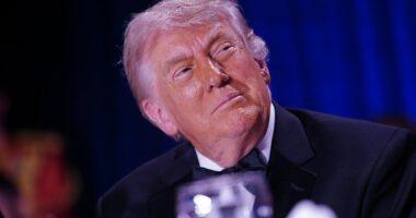 Media amerikane: SHBA kërkon një koalicion të ri ndërkombëtar për të rihapur Ngushticën e Hormuzit