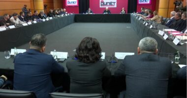 Rama porosi kryebashkiakëve: Ndërtoni një plan muzealizimi të shtëpive të vjetra