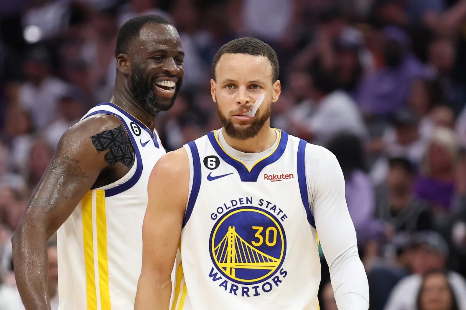 “Luftëtarët”, fitore nga distanca/ Ish-kampionia Golden State arrin sukses dramatik në NBA
