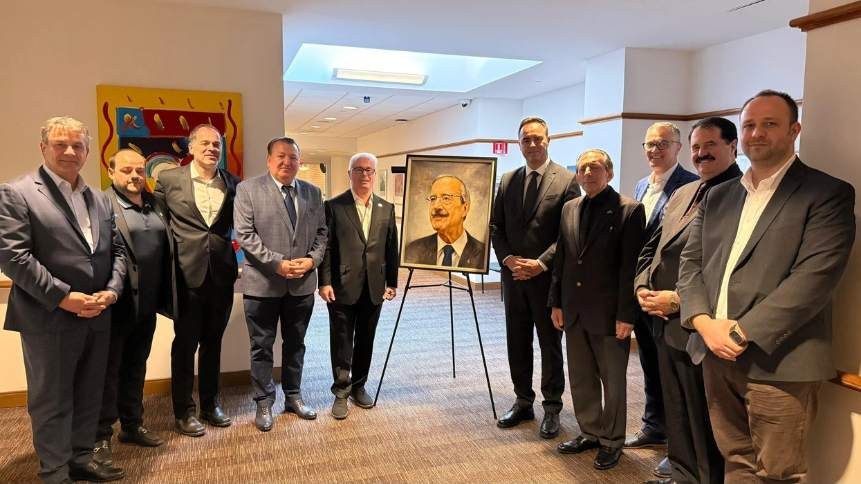 Homazhe për Eliot Engel  Kuvendi i Kosovës nderon mikun e madh në Kongresin Amerikan