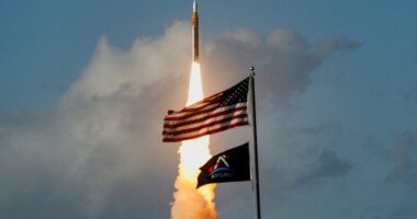 FOTOLAJM/ “Sytë” e Tokës drejt Hënës, niset Artemis II