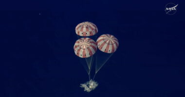 Artemis zbret në Tokë/ Përfundon me sukses misioni i kthimit në Hënë