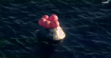 NASA: Ekuipazhi në “gjendje të shkëlqyer” pas një “uljeje model”