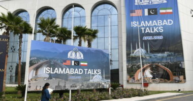 Dita e bisedimeve SHBA–Iran. Teherani: ‘Kemi qëllime të mira, por nuk kemi besim