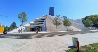 Mediat e huaja: Shqipëria autentike, shtatë qytetet historike që po “pushtojnë” guidat turistike