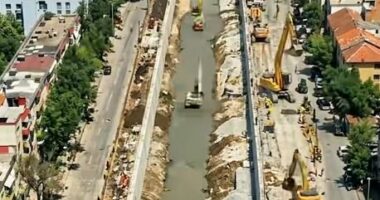 “Eh eh eh, llafet i merr lumi”, Rama publikon transformimin e Lanës ndër vite