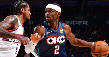 Oklahoma nuk ka të ndalur/ Kampionët fitojnë edhe të dytën në raundin e parë për titull