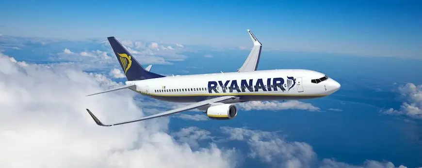 RyanAir  bazë në Tiranë me 4 avionë  Investime 400 milionë dollarë  rritje rekord në Shqipëri