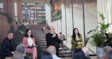 Rama: Janë rritur pagat/ Kryeministri: Ndërtimi ka zhvilluar ekonominë, e neveritshme që e fusin në kornizën e krimit