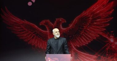“Më afër se kurrë familjes së BE”/ Rama: Shqipëria, në të përpjetën e fundit drejt bashkimit të shumëëndërruar me Europën!