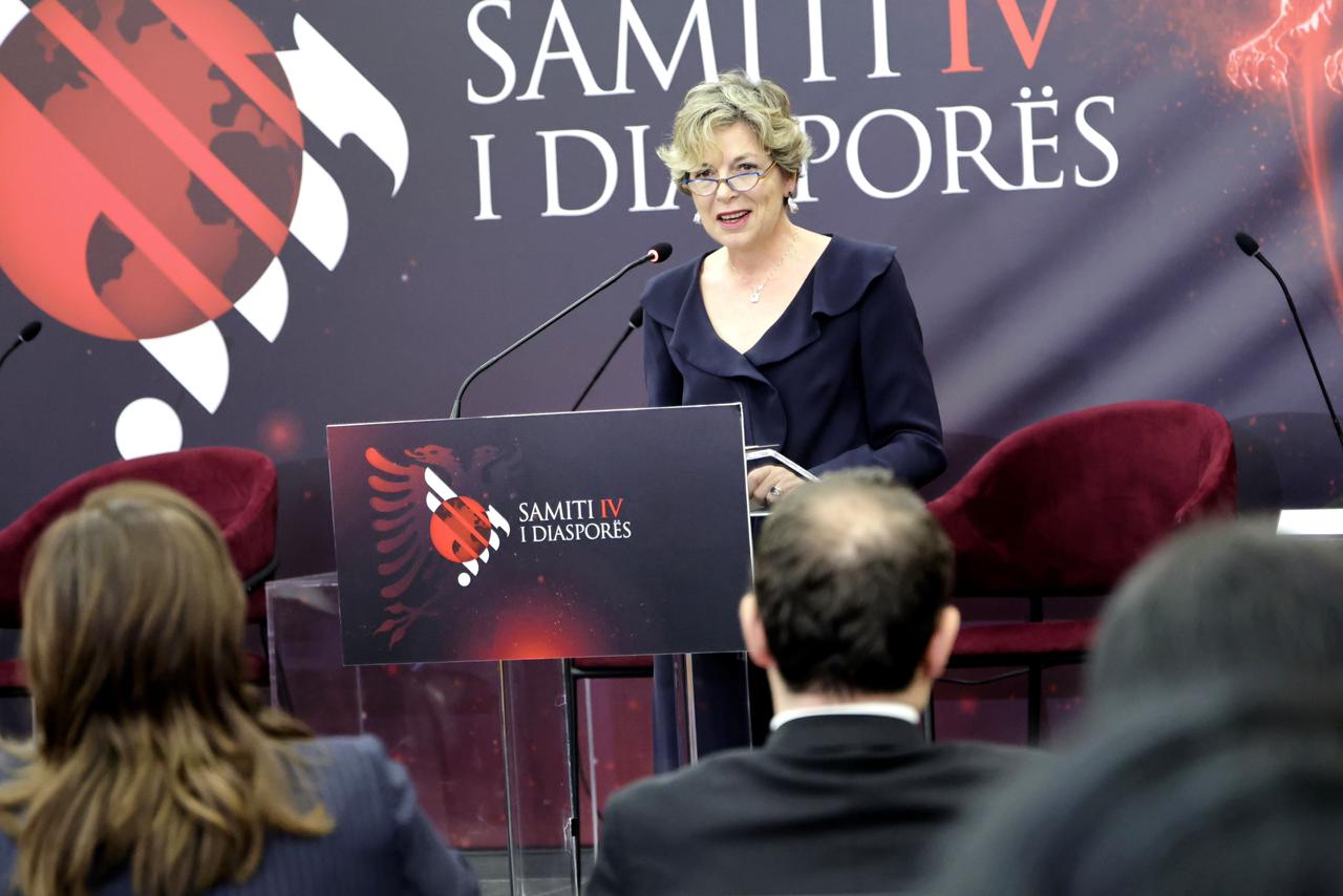 ministrja-sala-diaspora-partner-i-pazevendesueshem-ne-transformimin-e-sistemit-shendetesor-shqiptar