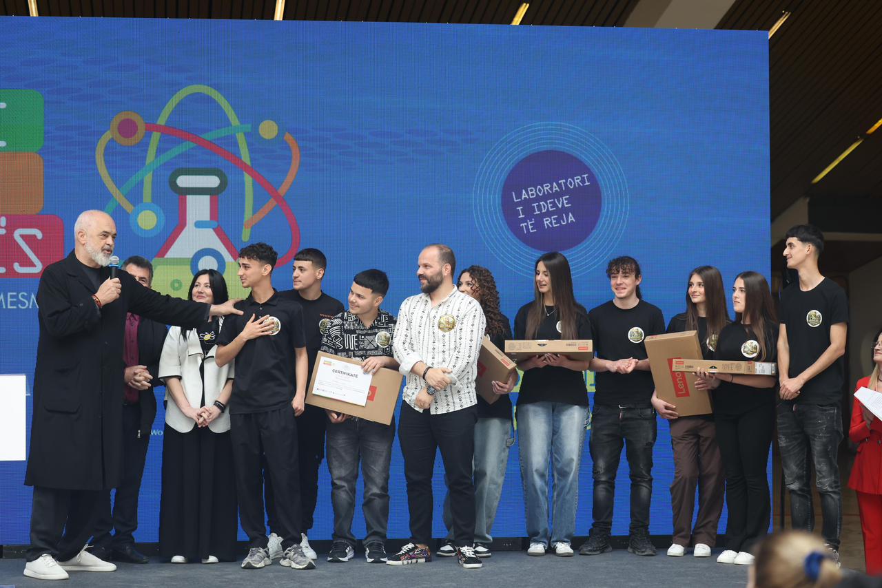 Festivali i Shkencës  Rama  Kemi nevojë për potencialin e gjeneratës së re  Do rrisim financimet për start up et