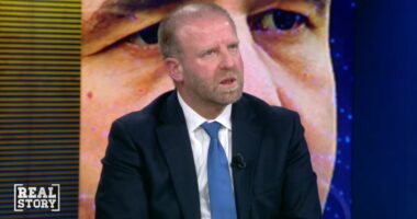 “Kosova, projekti më i suksesshëm i diplomacisë amerikane”, Abazi: Kurti nuk do afërsinë me SHBA