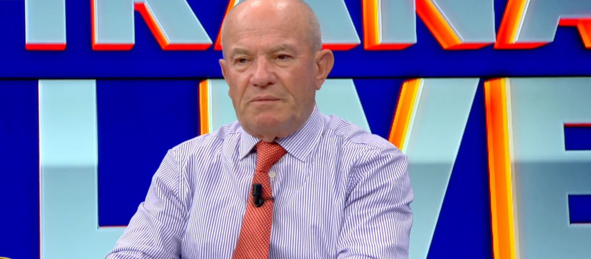  Molotovët klasifikohen armë luftarake   protesta e PD  Meçe  Ligji  mbron  reagimin e uniformave blu