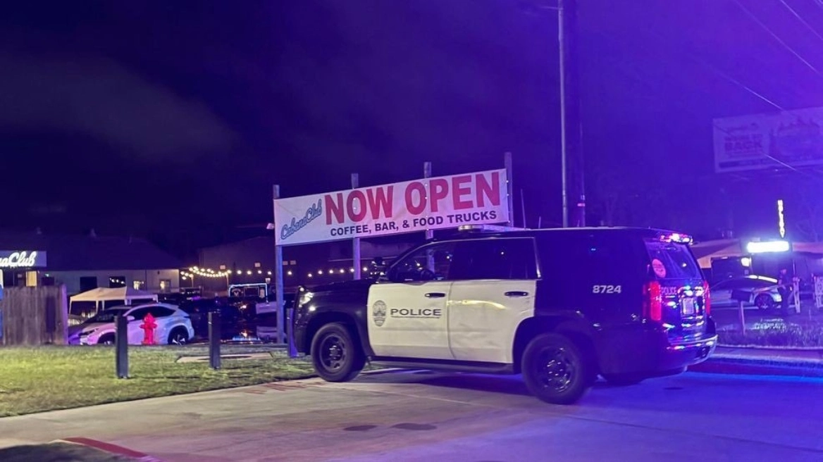 SHBA  Të shtëna pranë një restoranti në Austin  disa persona të plagosur