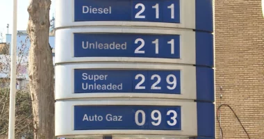 Çmimet e naftës rriten përpara afatit të Trumpit për marrëveshjen me Iranin