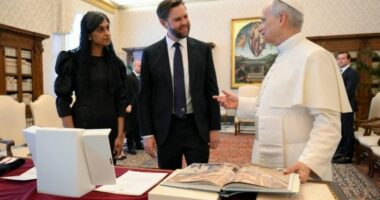 Zëvendëspresidenti i SHBA: Papa Leoni XIV t’u përmbahet vetëm çështjeve të moralit