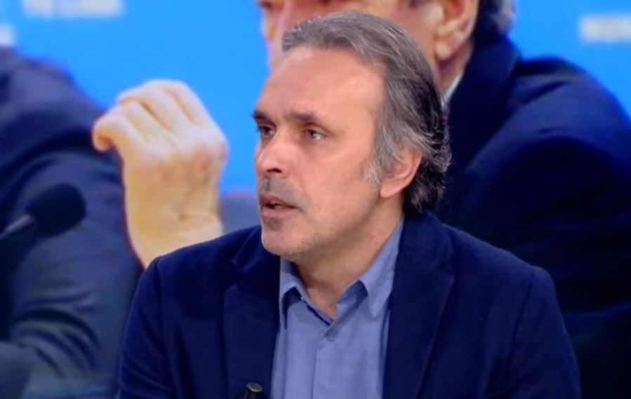  Berisha po përjashton anëtarë të thjeshtë   Mërtiri  Frikë të tmerrshme nga mendimi ndryshe në parti