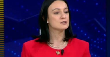 “Pritshmëritë janë shumë të larta”/ Zv.ministrja Fino: Çfarë do të diskutohet në Samitin e Diasporës