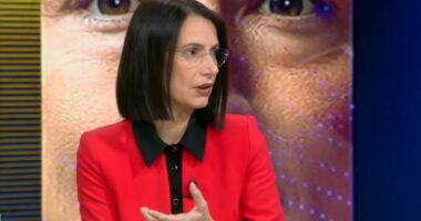 Artemis II ‘prek’ Hënën/ Pedagogia: Kina ka dërguar robotë, në garë me SHBA. Ligji thotë se hapësira …