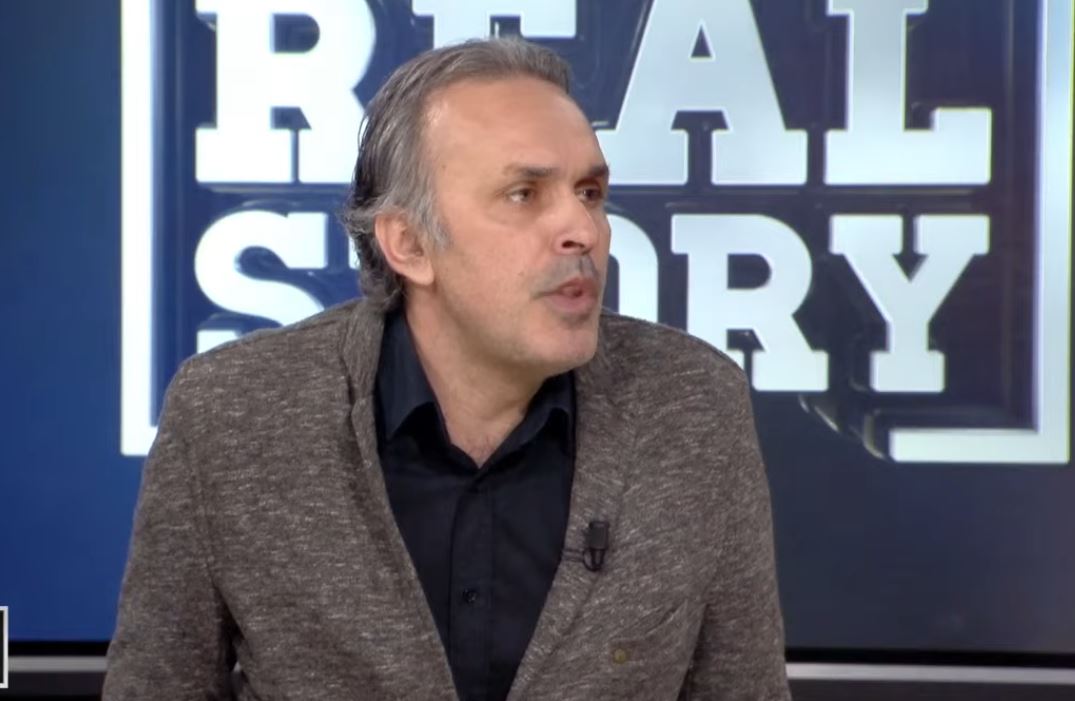 ballkani-nuk-ze-mend-mertiri-maqedonasit-vuajne-nga-kompleksi-i-madheshtise