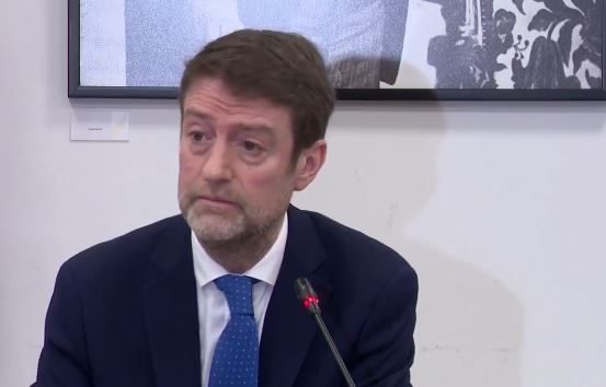  Integrimi  pyetjet e vendeve anëtare janë normale   Hoxha  S ka mungesë transparence  procesi ka pjesën e vet politike