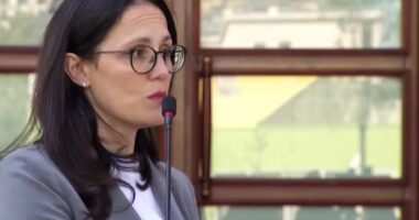 “Po monitorojmë çmimet çdo ditë”/ Pasojat e luftës, ministrja Ibrahimaj: Do mbrohen shtresat në nevojë