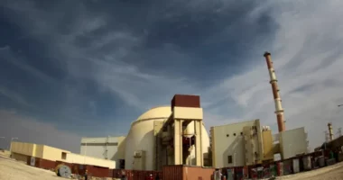 Rusia përgatit evakuimin përfundimtar të stafit nga centrali bërthamor në Bushehr të Iranit