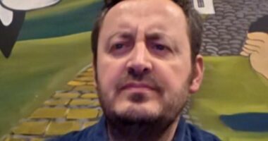 Salianji, “tërhiqet” Berisha? Mahmutaj: Po bën lojë fjalësh, mundohet t’iu nxjerrë pengesa kundërshtarëve