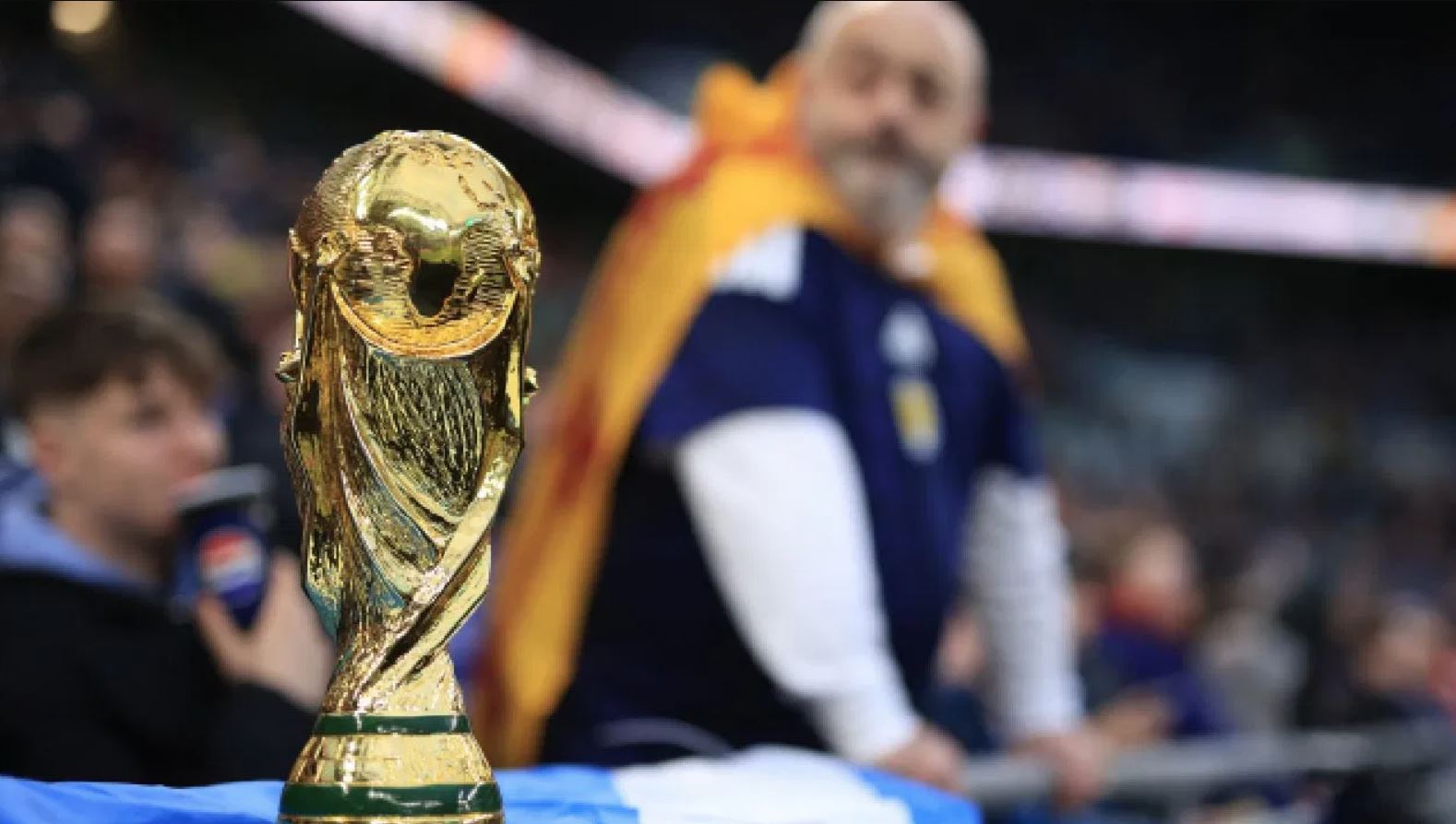 Italia, Botërori nga… divani/ Asnjë shans që të kaltërit të zëvendësojnë Iranin