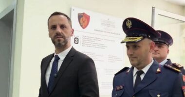 Komisariat i ri në Krujë/ Ministri Lamallari dhe Drejtori i Policisë Hita kërkojnë më shumë efikasitet nga policia