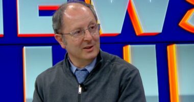 “SHBA-Iran, luftë me armë dhe deklarata”/ Kamberi: Kërcënimet tregojnë tension, të dyja palët nuk janë gati të tërhiqen