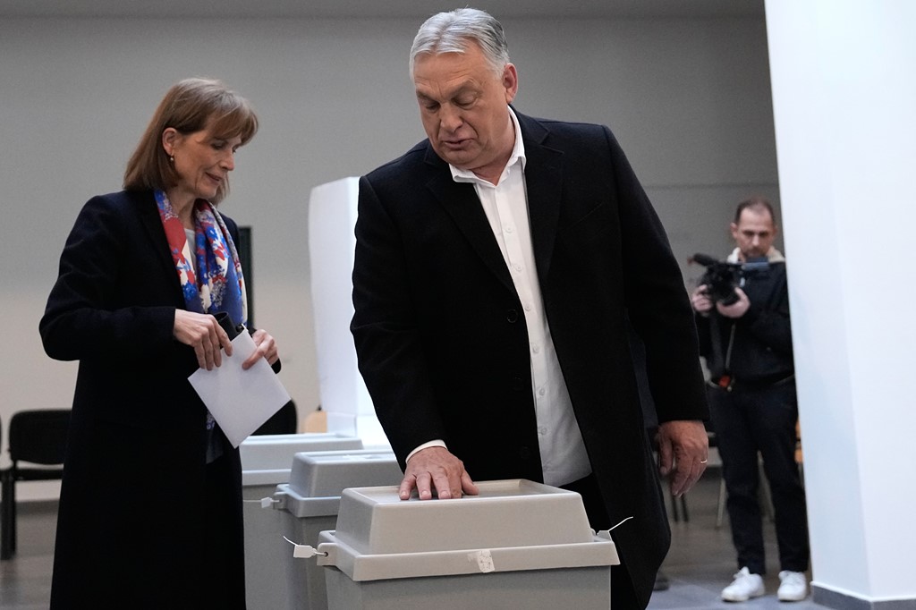 Mposhtet Orban  Sondazhet në Hungari parashikojnë fitore të Péter Magyar