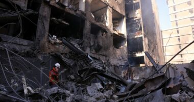 Izraeli vret krahun e djathtë të Hezbollahut në sulmin ajror në Bejrut