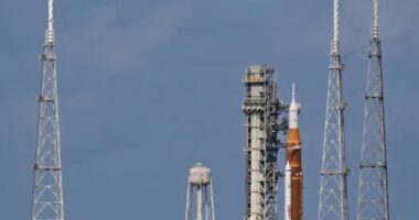 Gati për nisje drejt Hënës/ Astronautët mbyllen brenda Atemis II pavarësisht problemit me komunikimin