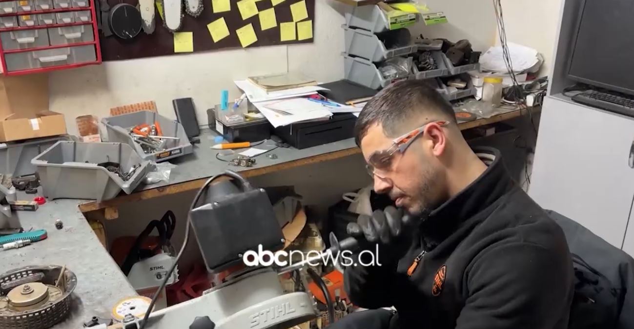 Duart që riparojnë   Ardian Saraçi nga Kukësi flet për pasionin e tij për mekanikën
