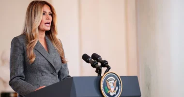 VIDEO/ Melania Trump: Gënjeshtrat që më lidhin me Epstein duhet të ndalen!
