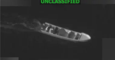 VIDEO/ Sulme ajrore të SHBA në Oqeanin Paqësor, vriten pesë persona të dyshuar për trafik droge