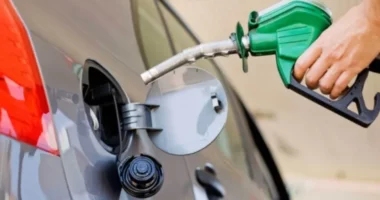 Ngecja e bisedimeve rrit sërish naftën, një fuçi në bursa arriti në 107 dollarë