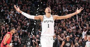 NBA, rikthehet San Antonio/ “Spurs” kalojnë raundin e parë për herë të parë nga 2017