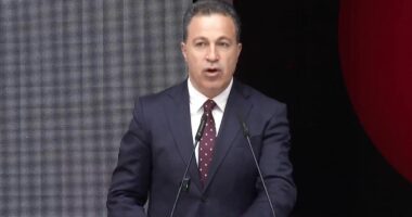 Peleshi: Kthimi i diasporës në Shqipëri duhet të jetë narrativa jonë kombëtare