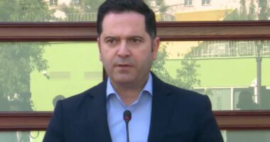 “Me Greqinë, negociata intensive”, Malaj: Ratifikohet marrëveshja Shqipëri-Poloni për sigurimet shoqërore!