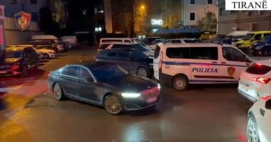 Trafikuan në Shqipëri automjete të vjedhura në Gjermani e Zvicër, procedohen 2 persona në Tiranë