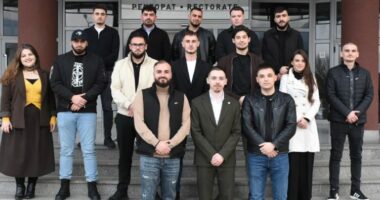 Kërkojnë barazi dhe zbatim të ligjit të gjuhëve/ Studentët shqiptarë në Shkup paralajmërojnë protestë