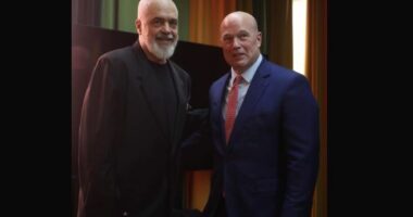 Rama pret ambasadorin e SHBA në NATO, zbulon temat e diskutimit
