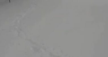 VIDEO/ Reshje bore në qarkun e Korçës, nis pastrimi dhe kriposja e rrugëve