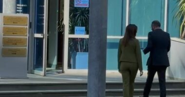 Akuzohet për korrupsion/ Seanca ndaj ish kryetares së komanduar të Tropojës, 4 deputetë të PD thirren si dëshmitarë